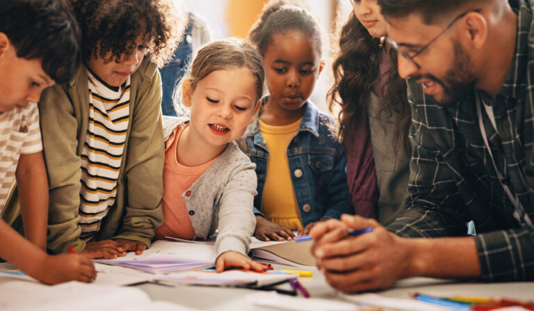 PROJET PEDAGOGIQUE 1 iStock 2152038865